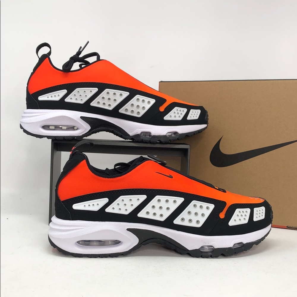 Nike Air Max Sunder Bright Crimson Black HJ8080-600 Women’s Sneakers - Size 7.5